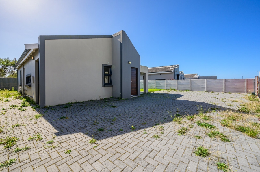 2 Bedroom Property for Sale in Parsonsvlei Eastern Cape